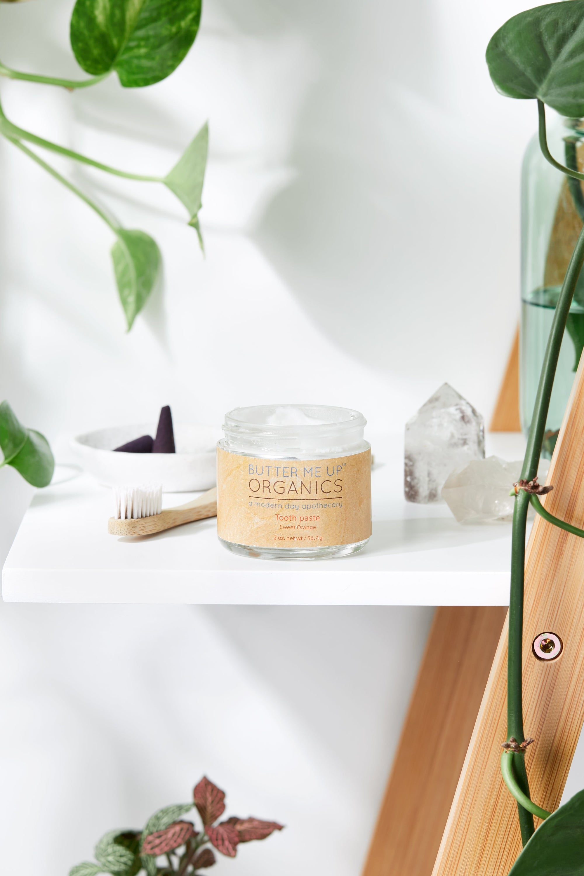 All Natural Whitening &amp; Remineralizing Toothpaste
